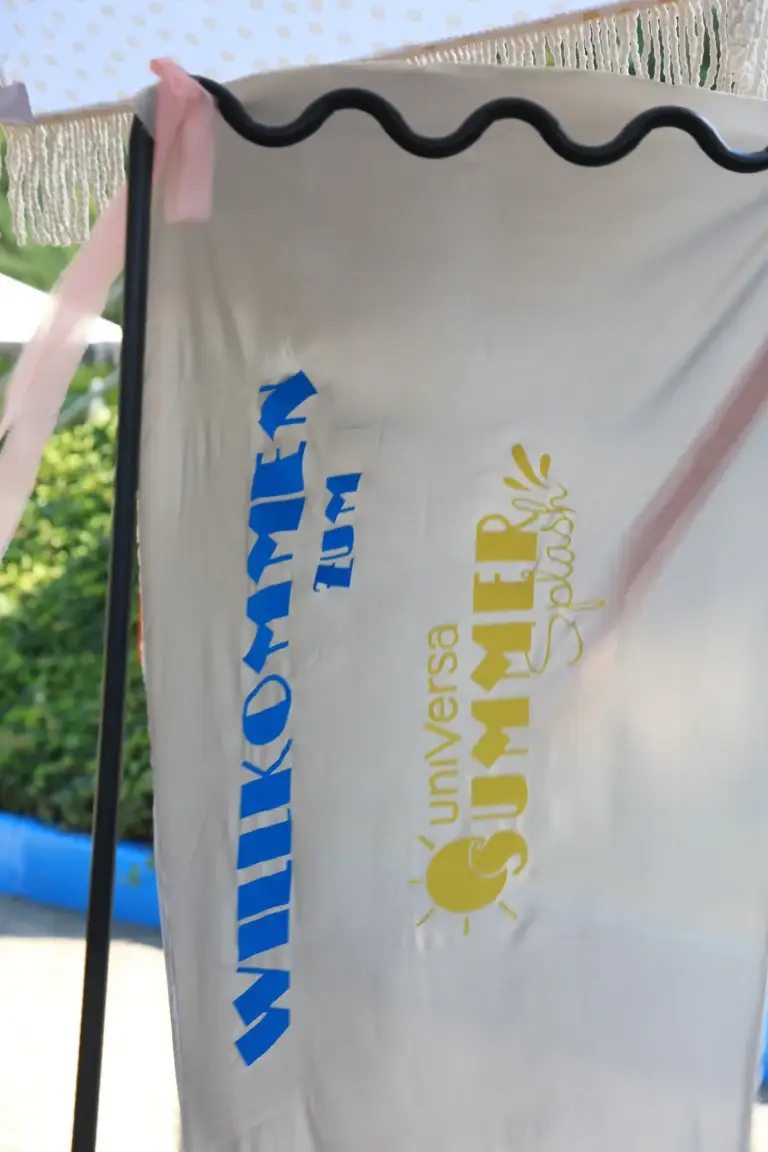Branding- universa Summer Splash