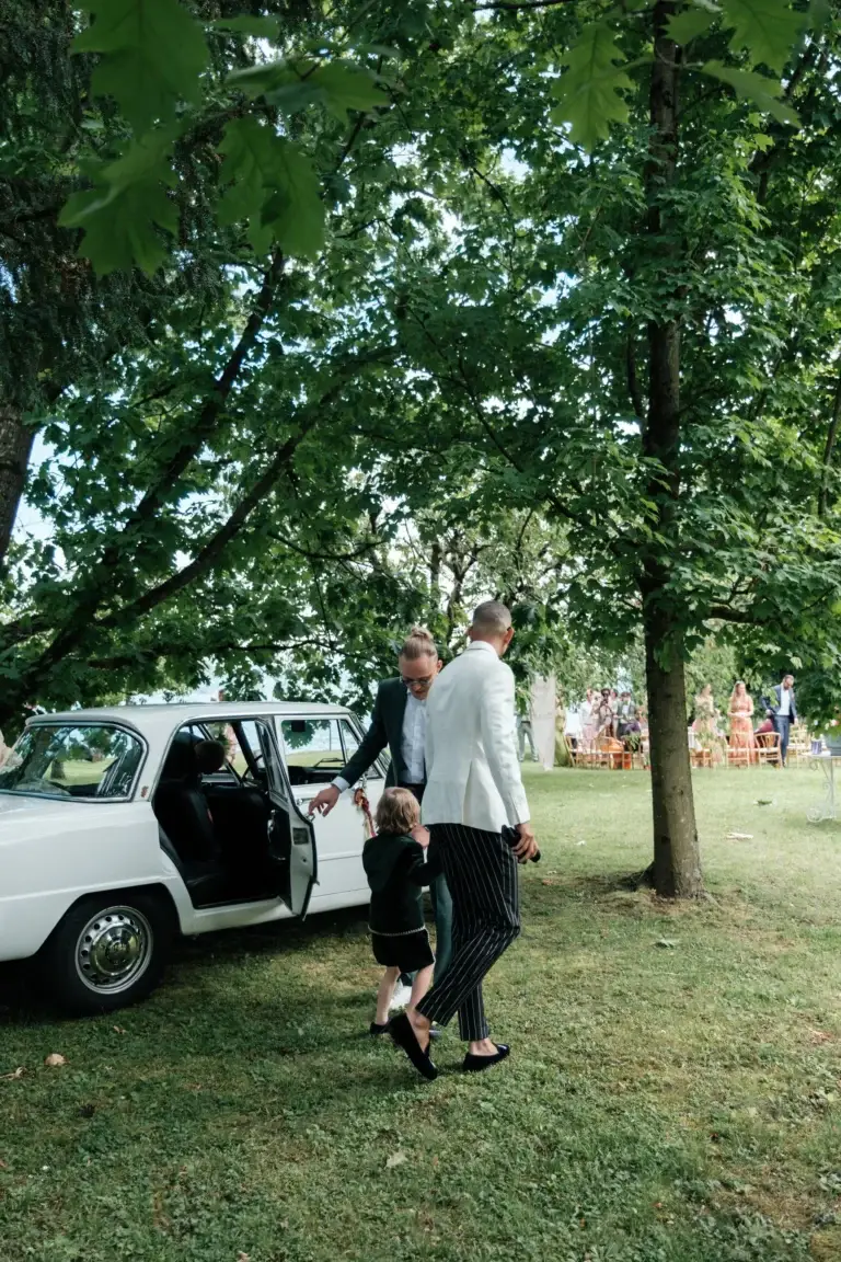 Ankunft zur Hochzeit am Zürichsee mit Oldtimer